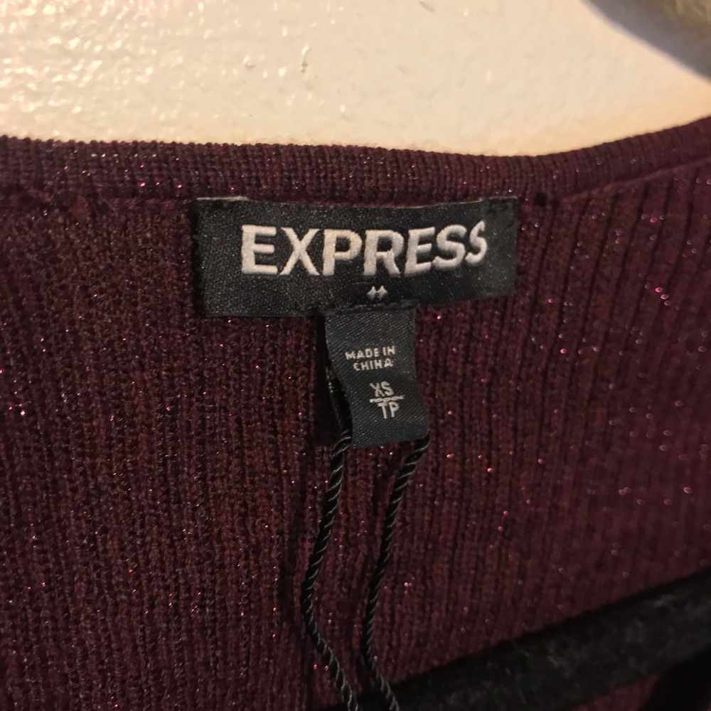 Barclay V-neck sweater